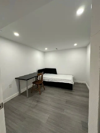 Peterborough basement room for rent Image# 1