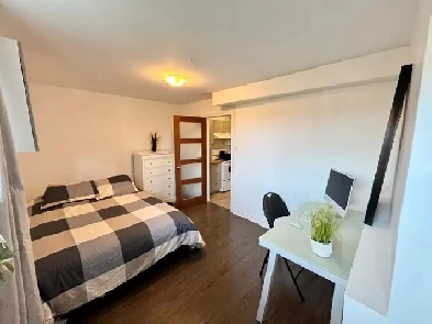 Superbe 4 1/2 Tout-inclus ! Location de 1 mois à 1 an ! Image# 3