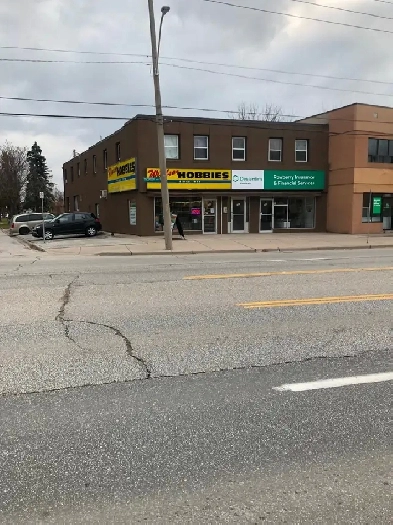 LARGE 1 BEDROOM IN CENTRAL AREA Image# 1