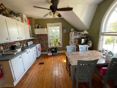 Whitby apartment for rent Nov 1 Image# 1