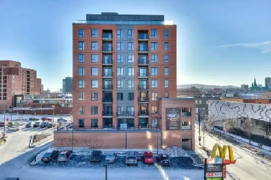 Condo à vendre Image# 1