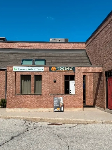 Wellness Centre Rooms for Rent – Oakville Image# 9