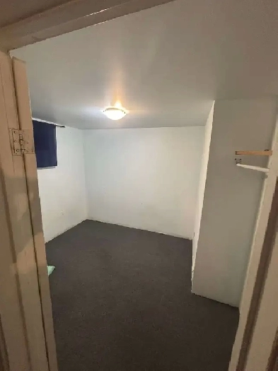 room for rent Image# 5