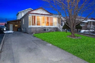 Room Rent close to Kennedy Subway(Kennedy Rd & Midland Rd) Image# 1