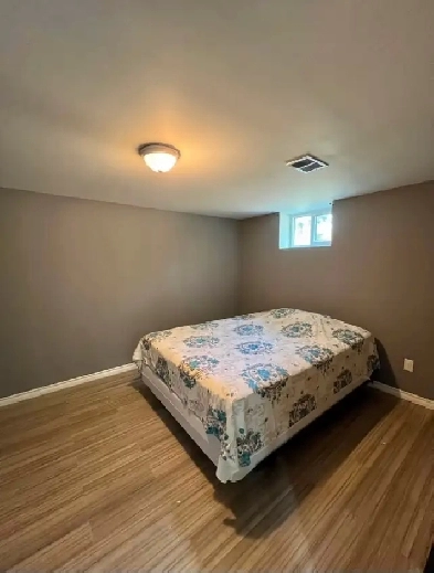 1 Room for Rent – Female Only | Scarborough | $850/month – All I Image# 1