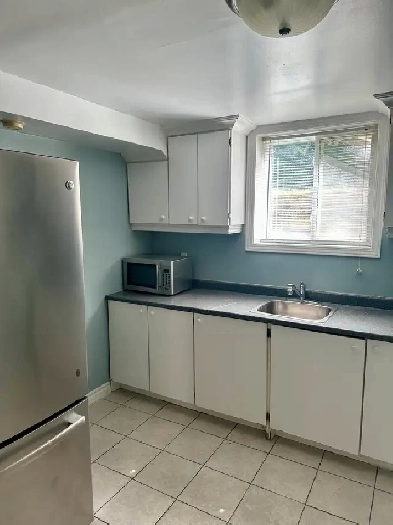 Spacious Basement with Parking – Prime Ajax Location Image# 9