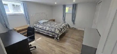 Chambre $800 tout inclus en face Universite Laval Image# 1