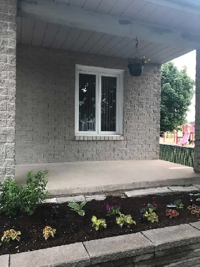 House in la prairie Image# 1