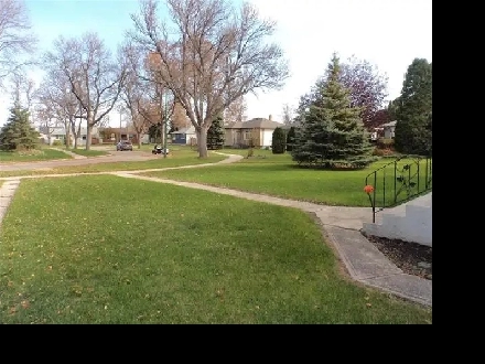 Cozy starter home FOR RENT in a nice St. James neighborhood! Image# 8