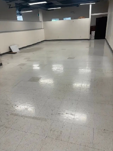 AVAILABLE SPACE FOR RENT - 4125 Lawrence Ave East Image# 1