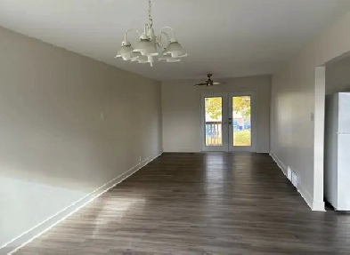 3 Bedroom Upstairs Unit For Rent Image# 1