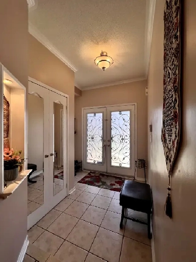 3 Bed 2.5 Bath Semi Detached House in East Credit Mississauga Image# 1