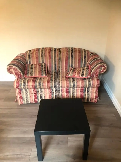 Room for rent - WOMEN AND GIRLS ONLY Image# 4