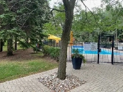 CONDO 2 1 FOR RENT IN THORNHILL VAUGHAN Image# 2
