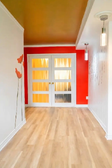 nité de sous-sol rénovée 3 ½  - Tout inclus et meublé | NDG/Reno Image# 3