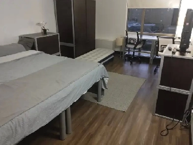 Lease Transfer - Downtown Montreal (Parc-Cité) Image# 1