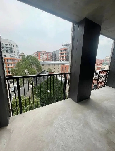 Condo Vieux-Port Griffintown – Cession de bail 3 1/2 Image# 1