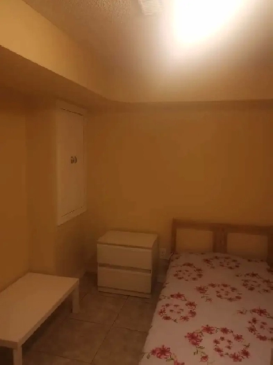 basement Female ROOM for RENT, Finch West subway- 5 minutes walk Image# 5