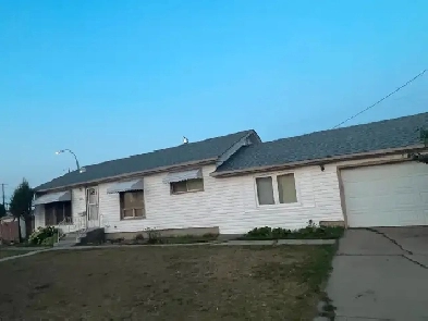 Clean, cozy room for rent $450/mo ALL IN Image# 1