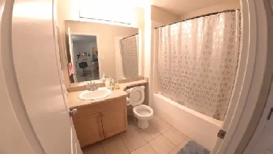 Lease Take Over-Bright 2 Bedroom 2 Bathroom Condo S. Terwillegar Image# 1