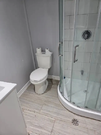 1 BEDROOM BASEMENT Image# 1