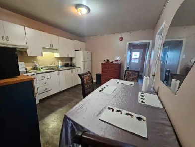 Chambre Tout inclus,Centre Videtron,Centre d'achat Libre Now Image# 1