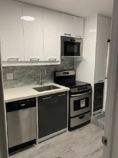 One Bedroom Apartment-Parking Included Image# 1