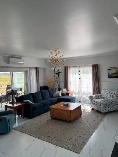 SEASONAL EXECUTIVE CONDO Image# 1