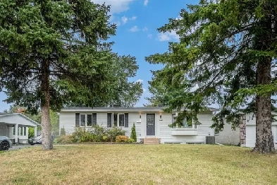 4 Bed 2 Bath - for rent - LOWER  floor of a bungalow Image# 17