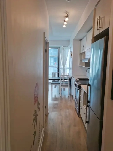 128 Fairview Mall Dr. high floor unit for rent Image# 5