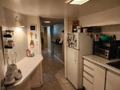 Large 2 Bedroom Plus Large Den Basement - Yonge & Sheppard Image# 7