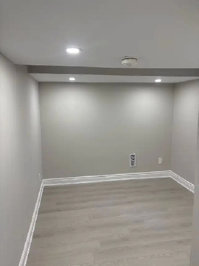 2 bedroom basement apartment for rent in Oakville Image# 1