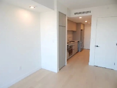 Luxurious Studio for Rent – Downtown Montreal (Maestria Condos) Image# 3