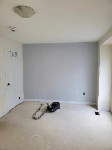 Bedroom for $1100/month with utilities Image# 1