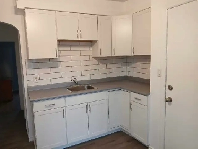 EXECITIVE TWO BEDROOM APARTMEMT FOE RENT Image# 1