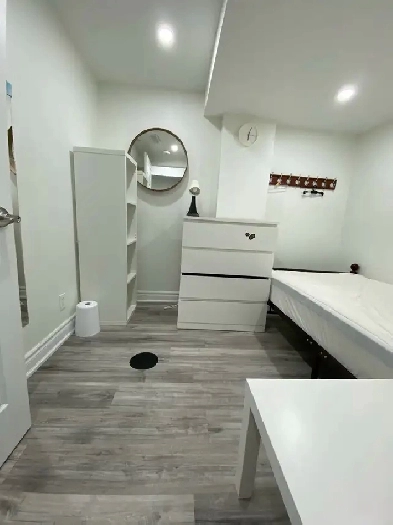 Scarborough Private personal room for rent - 600 Image# 1