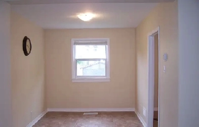 Close to University of Manitoba Image# 1