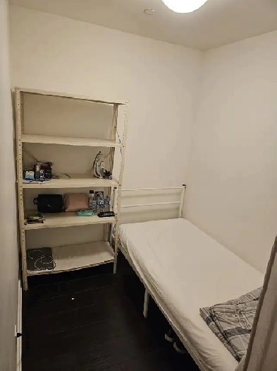 Fully Furnished Small room for female Image# 1