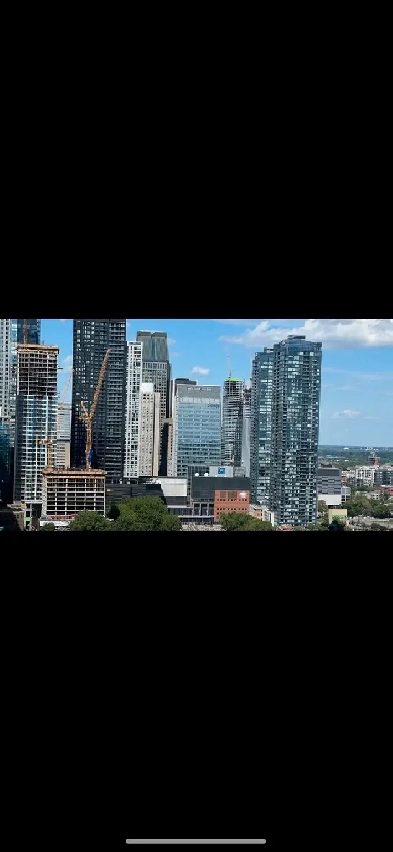Penthouse Downtown Montreal Fully Furnished   Indoor Parking Image# 1