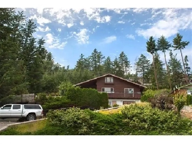 Luxuious 1 bed room suite with lake view for rent Image# 3