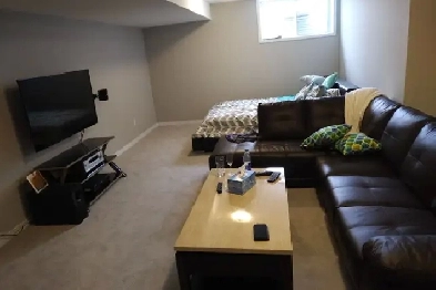 Large private bed room for rent Image# 1