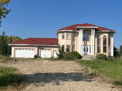 BEAUTIFUL HOUSE IN NEED OF REPAIR, STRATHCONA  COUNTY $899,900 Image# 1