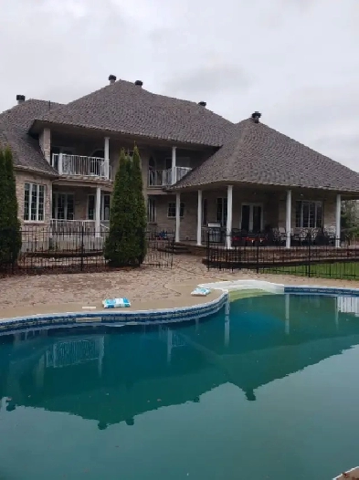 Master sized Room for rent in Mansion / Estate in Ottawa Image# 1