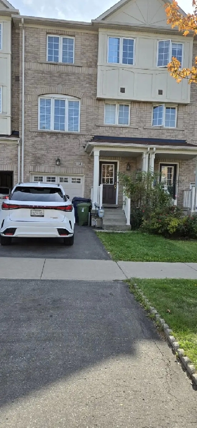 Whole House for Rent Scarborough - $3300 Image# 1