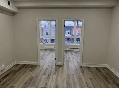 ✅✅ $2500 ✅ 2 Bedroom Apartment - Danforth and Woodbine Image# 1