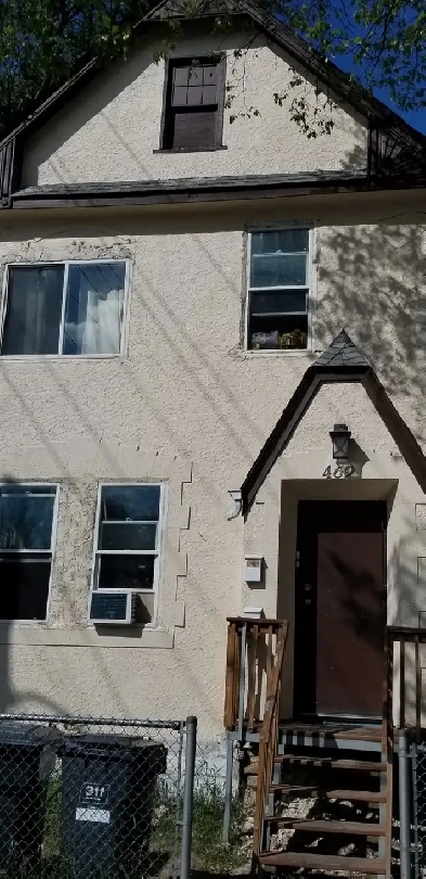 Nice 2 Bedroom Wifi included Image# 1