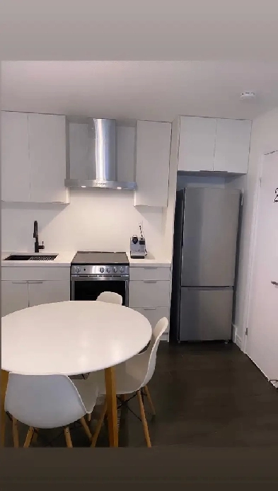 bachelor  studio Image# 1