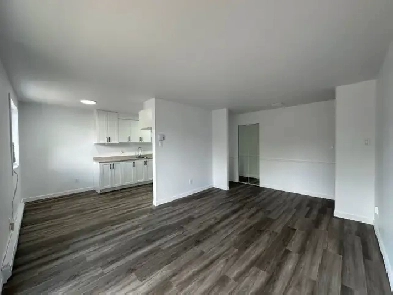 Logement à Granby 4 1/2 à louer – Disponible immédiatement Image# 1