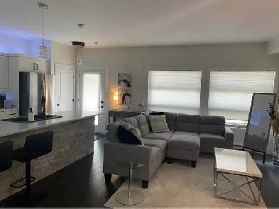 1,100 sq ft condo for rent - $1,800 incl utilities Image# 1