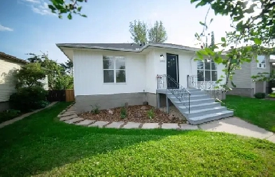 $3,400 – Renovated 5-Bedroom Whole House Image# 1